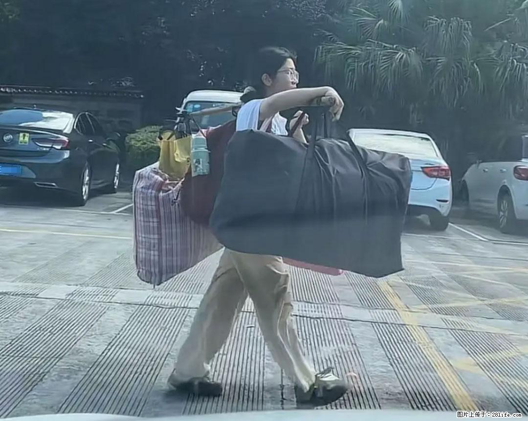 全网追的“扁担女孩”，找了一份暑假工，时薪12元 - 九江生活资讯 - 九江28生活网 jj.28life.net